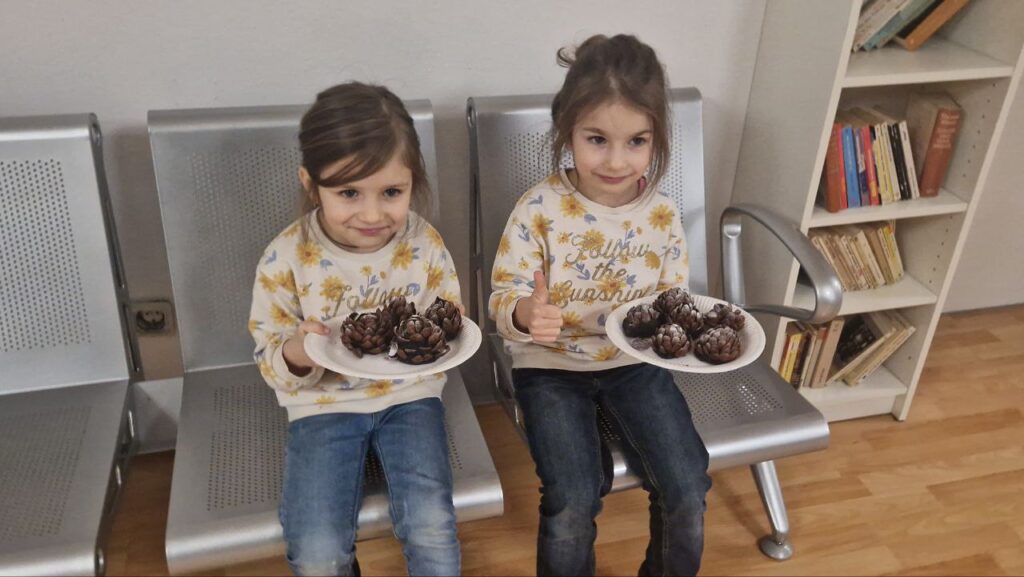 photo_5251402933558439323_y