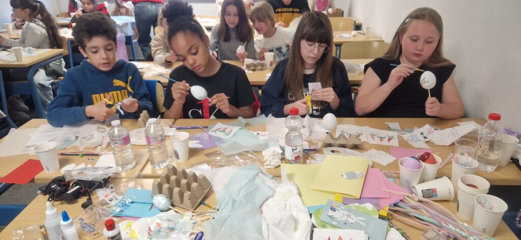 photo_5251671351834568600_y